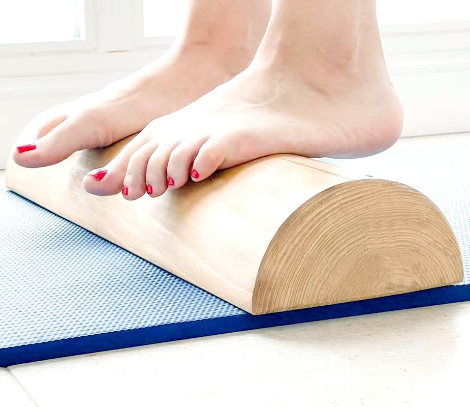 Опорный радиусный йога-блок 