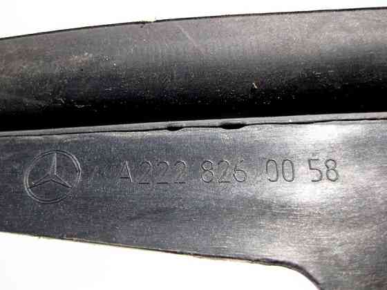 Mercedes-Benz  A2228260058 Ущільнювач лівої фари, зверху тріщина S-Class W222 Одеса