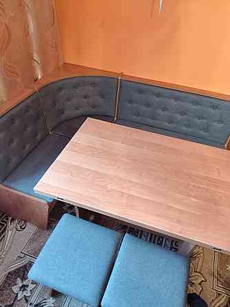 Мягкий кухонный уголок Семейный Ольха 114 см х 154 см (Уголок+стол+2 табурета) Львов