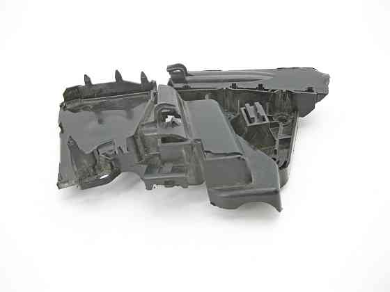 Mercedes-Benz  A2517230314 Кришка - кронштейн замка передніх лівих дверей R-Class W251 Одеса