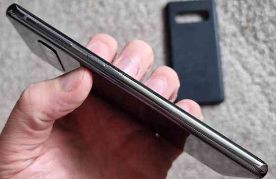 Смартфон: Samsung S10 8/128Gb. Duos (SM-G973F/DS) Киев