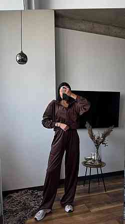 Жіночий плюшевий прогулянковий костюм-трійка: кофта топ і штани велюр Шоколад, 44/46 Одеса