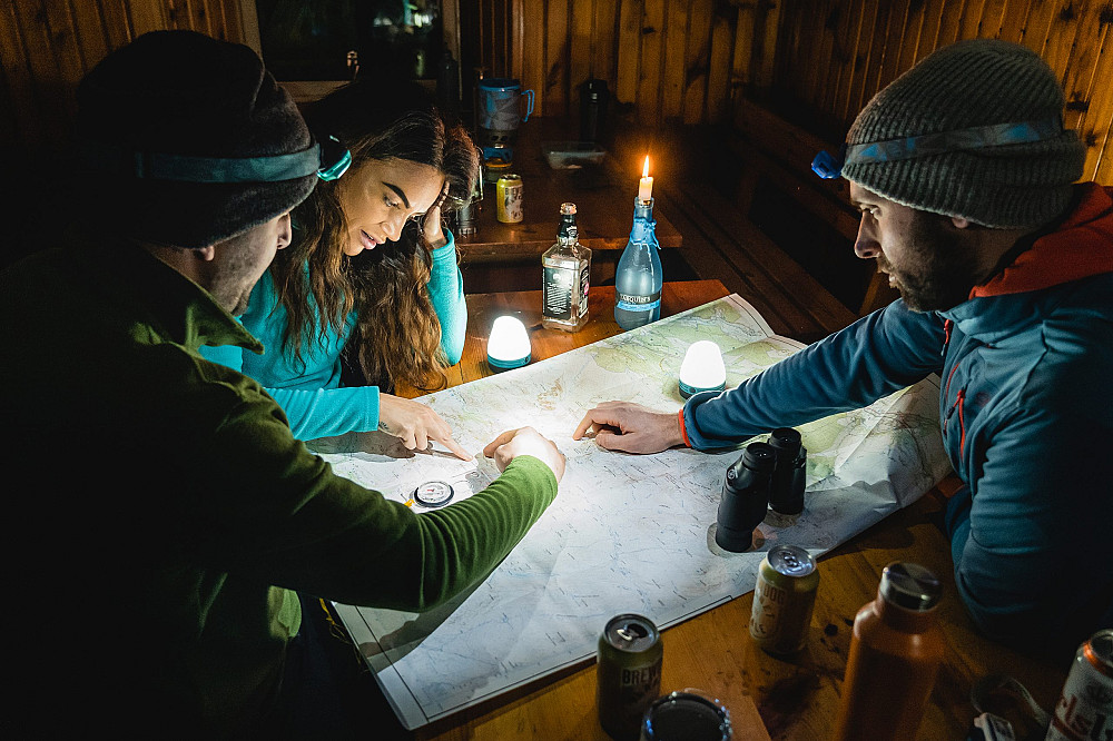 Налобный фонарь Highlander Deneb 100 Sensor Rechargeable Head Torch Blue (TOR191) Киев - изображение 3