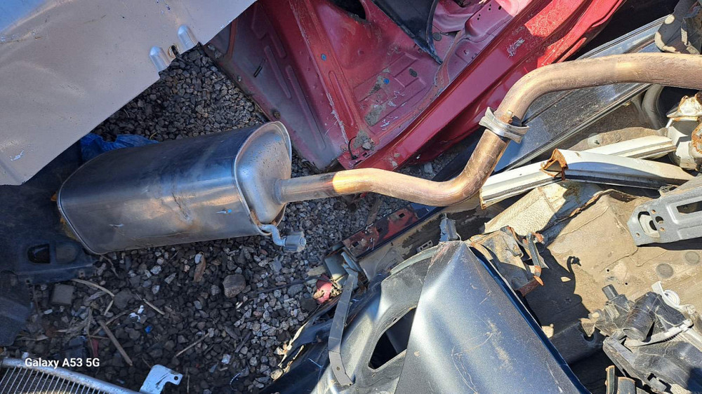 Задня частина глушника на Hyundai Elantra 1.8 бензин, 2011–2015 років Київ - фото 1