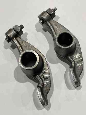Коромисла клапанів (рокери, пара) 4T CB125/150 (голі) Київ