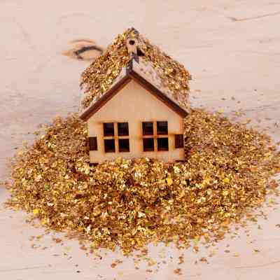 Прикраса декоративна Novogod`ko сніг штучний, золотий, 80 г (974180) Вінниця