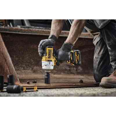 Гайковерт DeWALT 18V XR Li-lon, безщітковий, 1626 Нм (без АКБ та ЗП) (DCF961N) Вінниця