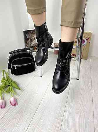 Olli Черевики жіночі OLLI чорні натуральна шкіра весна-осінь 37р. (K-7-9104 3088) Коломия