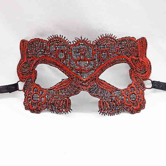 Маска маскарадна святкова 17 на 9 см червоний Київ