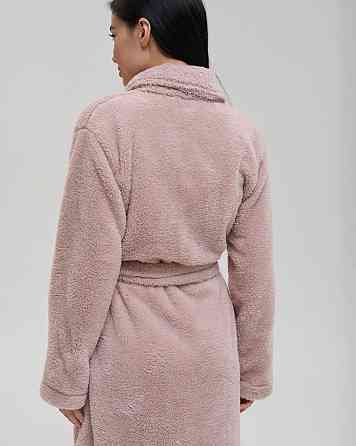 Теплий однотонний жіночий халат Nicoletta Queen — Велюрсофт 94118 Київ