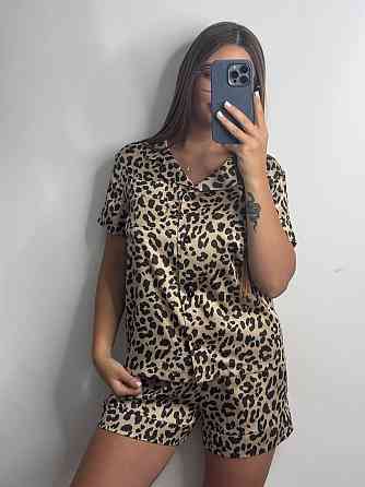 Піжама жіноча з сатину з шортами і сорочкою Золото XL-2XL Харків