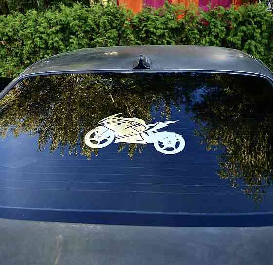 Вінілова наклейка на авто та будь яку поверхню — Мотоцикл Чернівці