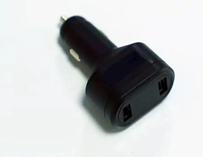 Автомобильный GPS-трекер SinoTrack ST909 с микрофоном в прикуриватель Киев - изображение 5