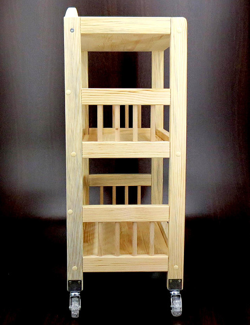 Сервировочный столик 