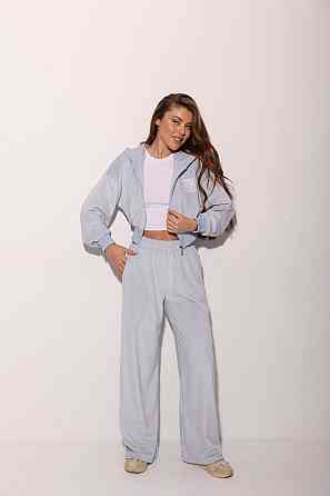 Женский прогулочный костюм двойка: кофта на молнии и брюки велюр Голубой, 42/46 Одесса