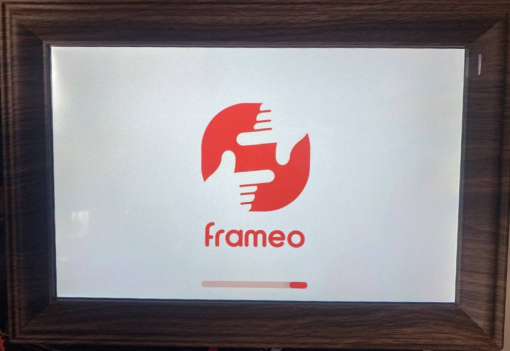 Цифровая фоторамка Frameo 10,1