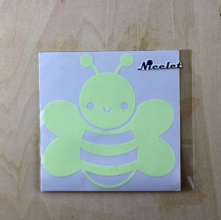 Светящаяся наклейка 