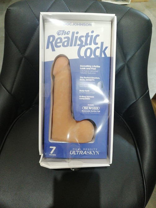 Фалоімітатор Doc Johnson The Realistic Cock ULTRASKYN 7 Inch with Balls Vanilla (м'яте паковання!!!) Sex Aura Київ - фото 2