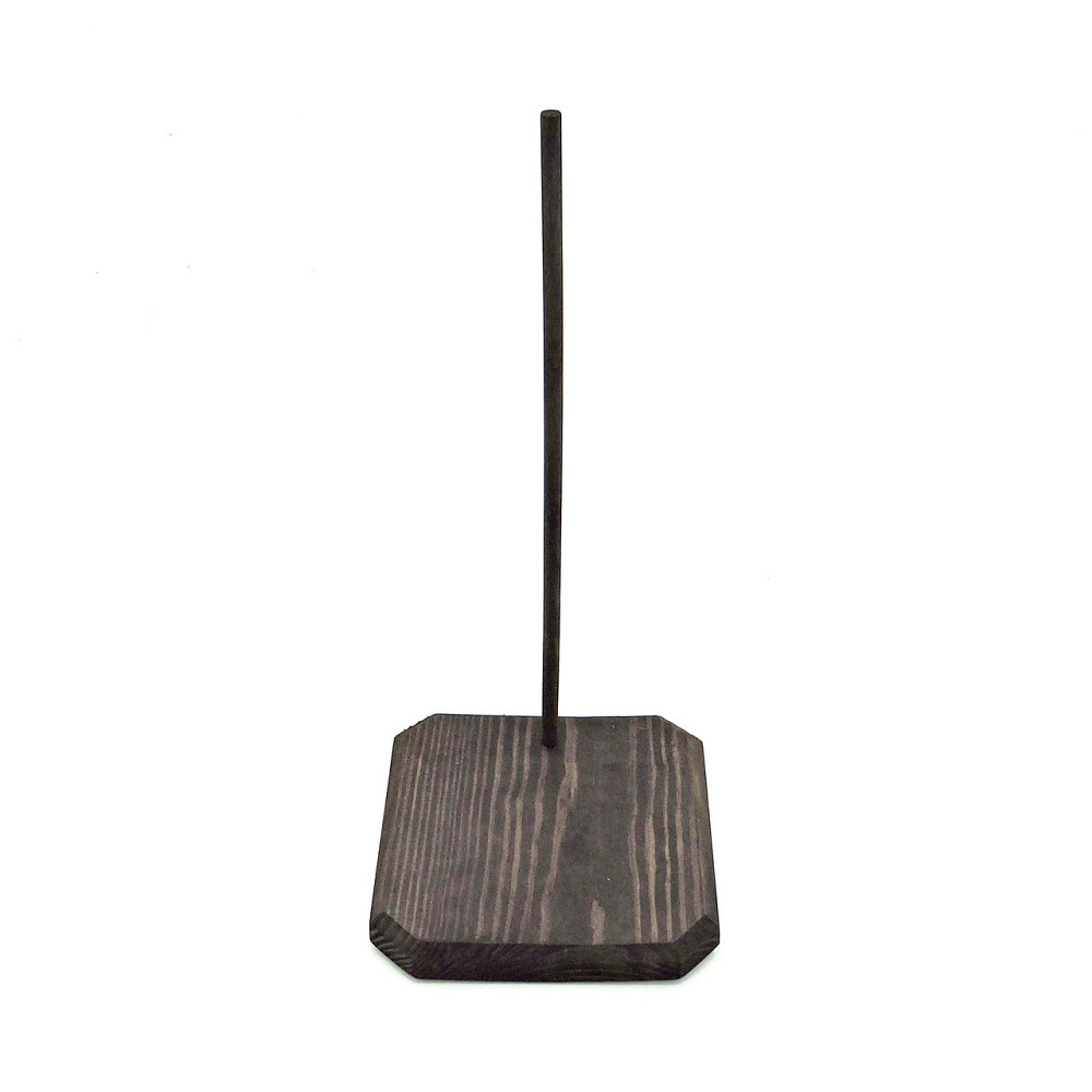 Подставка для кукол 