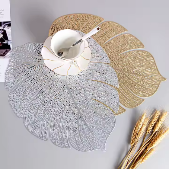 Сервировочная салфетка под горячее фигурная 38х30 см, коврик сервировочный серебристый набор 2 шт Каменец-Подольский