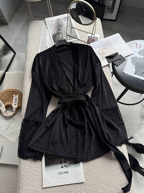 Жіночий стильний романтичний велюровий халат + мереживо Чорний Одеса - фото 6