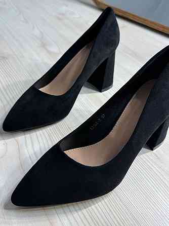 Туфли женские Meideli 3190-7 лодочки на широком устойчивом каблуке экозамша черные, 39, 24,9 см Киев