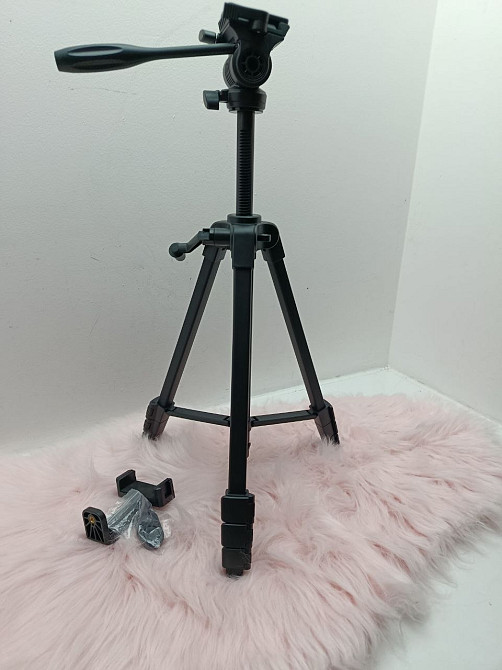 Штатив Arsoer Lightweight Tripod — універсальний та легкий (товар з вітрини) Луцьк - фото 1