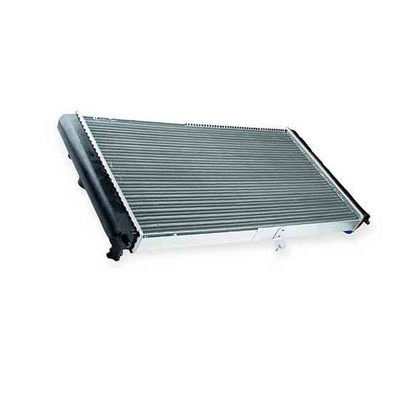 Радіатор двигуна 2110, 2111, 2112 інжектор охолодження Мукачево