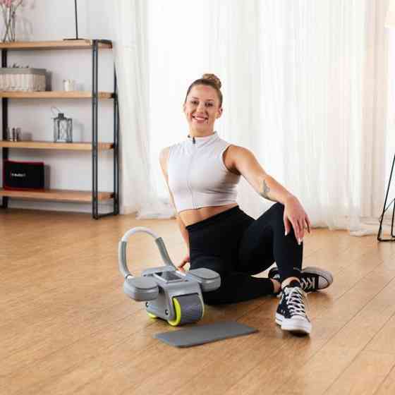 Колесо для тренування м'язів пресу HMS KA08 з LCD дисплеєм і зарядкою, сіре Київ