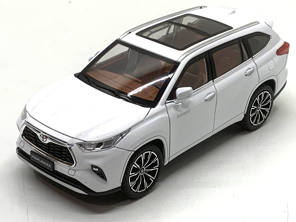 Машина Автосвит Toyota Highlander инерционная открываются двери капот багажник 21см Білий (AP-2024) Чернігів - фото 1