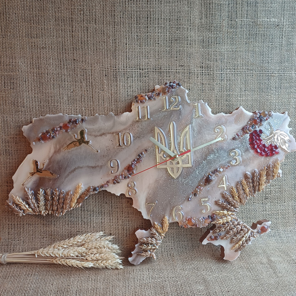 Годинник настінний 130*85 см з епоксидної смоли ручної роботи "Карта України" Дніпро - фото 4