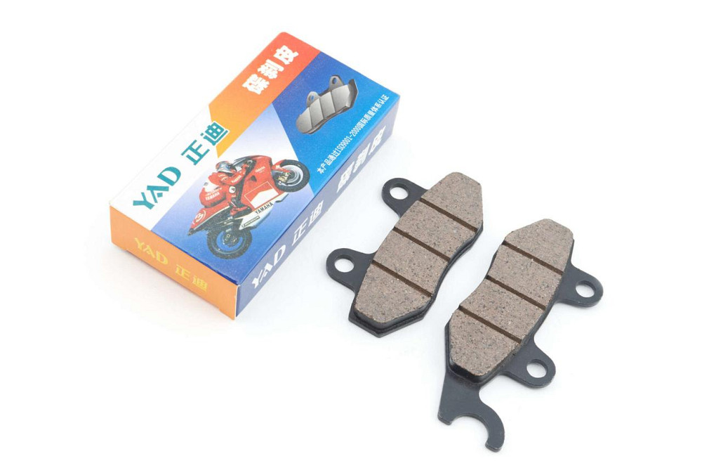 Колодки гальмові (диск) скутер 4 Т Китай 50-150 (Рейс /скутер Шторм, вухо в право, чорні) Мукачево - фото 1