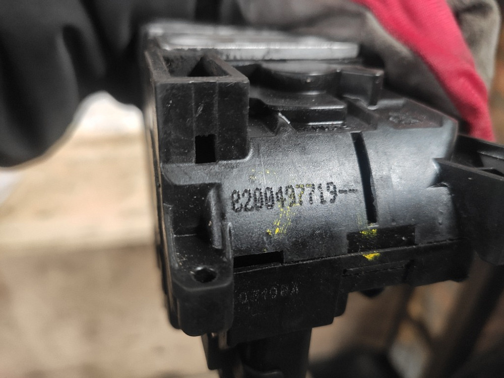 Замок бокових дверей правий груз. 6 pin Renault Kangoo 2008-2013 (8200497719) Ковель - фото 3