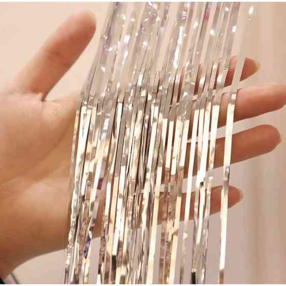 Дождик для фотозоны украшение 245 см на 92 см серебристый Киев