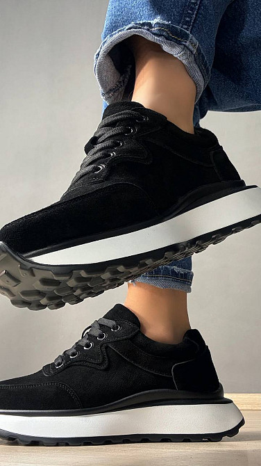 Кроссовки женские Hengji 725-7 замшевые на белой подошве черные, 41, 25,5 см Киев - изображение 3