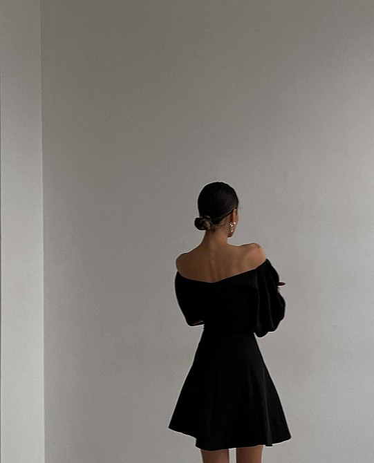 Жіноче романтичне мініплаття з об'ємним рукавом костюмка Чорний, 42/44 Одеса - фото 10