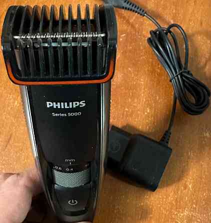 Тример для Бороди та вусів Philips Series 5000 BT5200 Київ