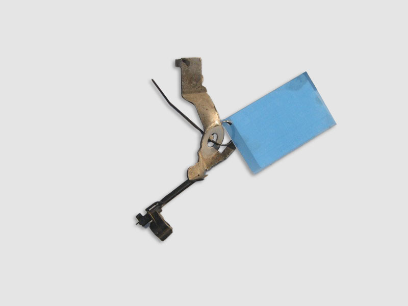 Mercedes-Benz  A6112230141 Кронштейн - вуха передня двигунів OM611 OM646 R4 2.2 cdi OM612 OM647 R5 2.7 OM613 OM648 R6 3.2 Одесса - изображение 1