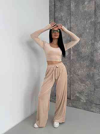 Женский прогулочный костюм двойка: лонгслив и штаны велюр Беж, 42/44 Одесса