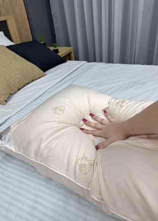 Подушка для сну гіпоалергенна Decorator Wool 50x70х20 см, колір бежевий (84-175) Київ