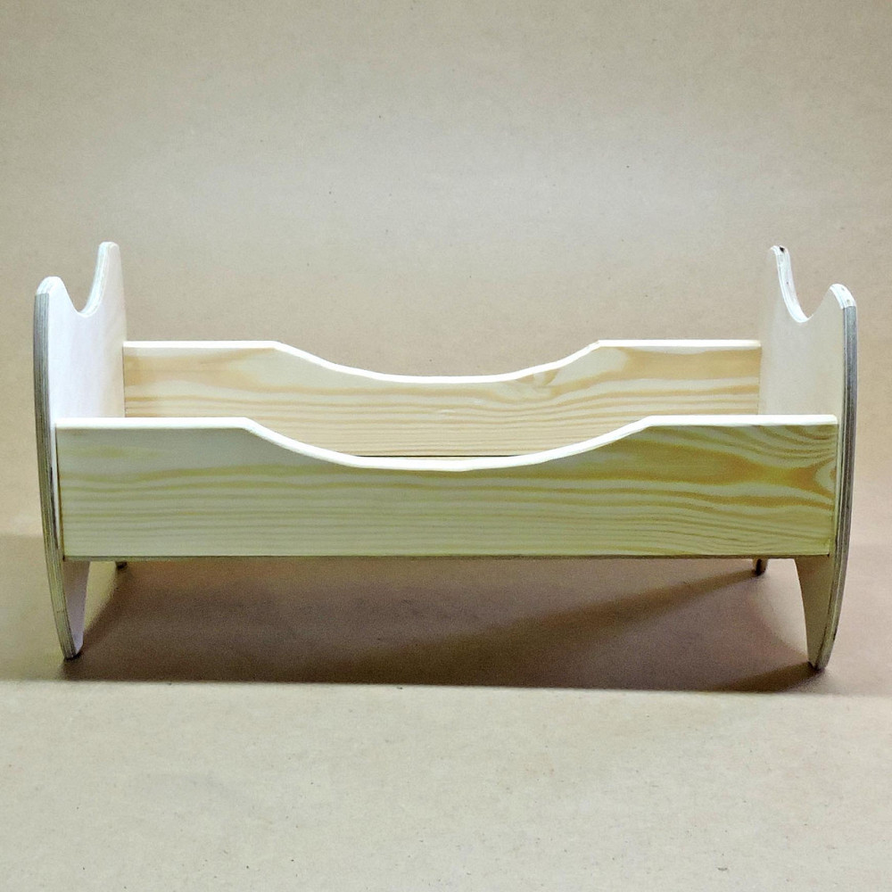 Кровать для кукол 