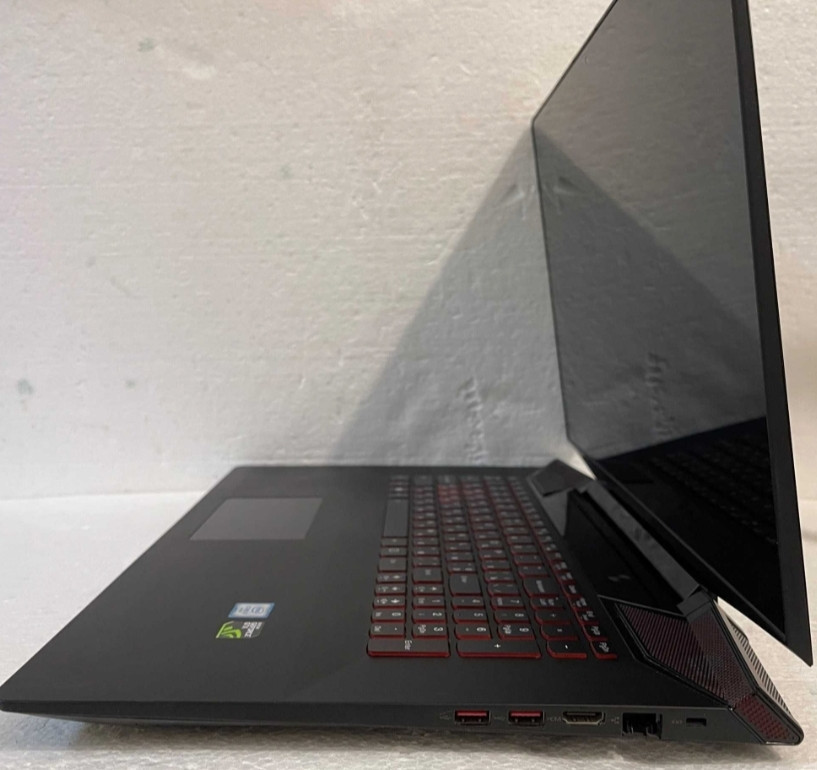 Ноутбук игровой: 17.3