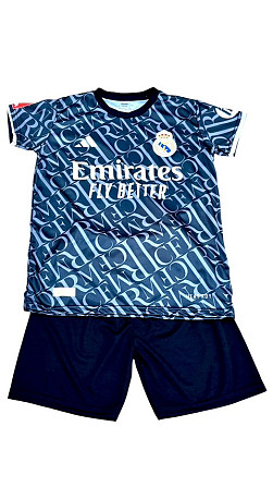 Футбольна форма ADIDAS Real Madrid VINNI JR Вишневе - фото 1