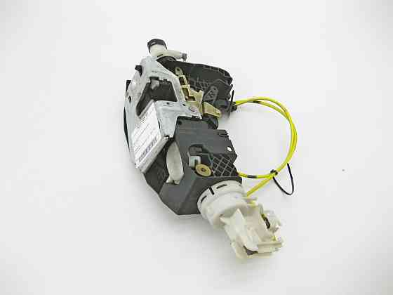 Mercedes-Benz  A2207305735 Замок задніх лівих дверей без дотяжки S-Class W220 Одеса