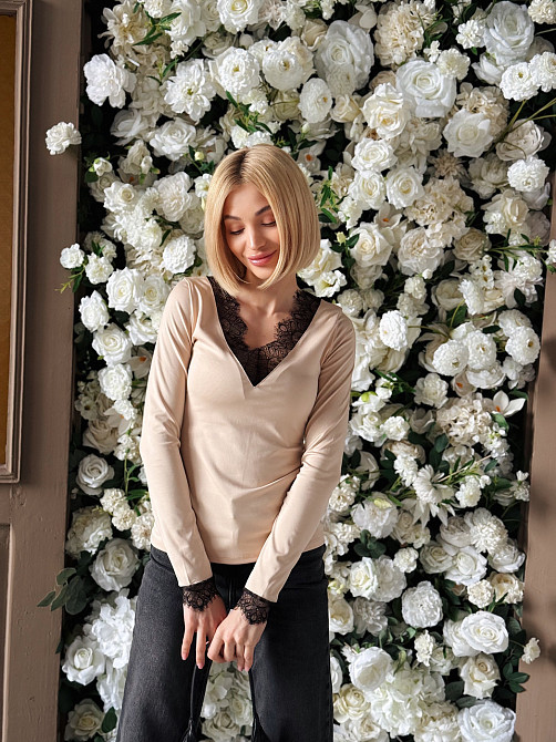 Лонгслів жіночий з мереживним оздобленням "Rubi" | Батал Бежевий, 50-52 Київ - фото 2