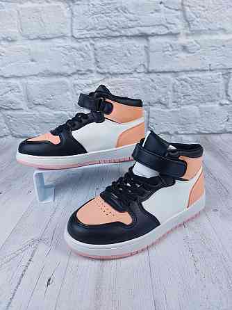 Детские демисезонные кроссовки хайтопы  для девочек 21см Николаев