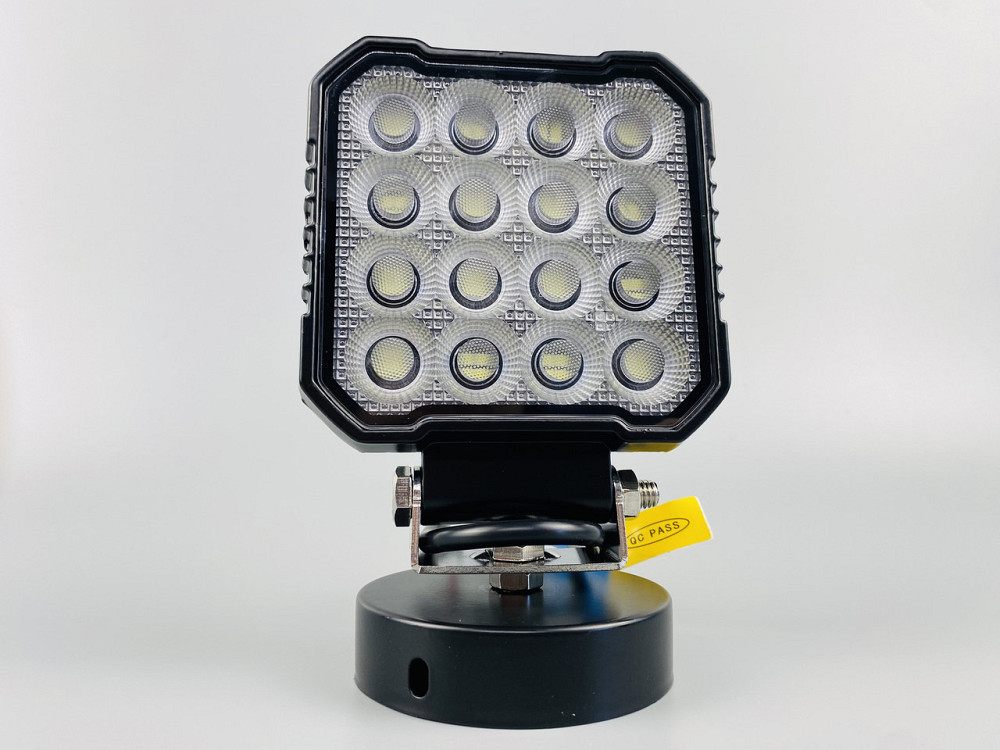 Фара квадратна (64 led діода) IP67 led chip 3030, алюмінієвий корпус, кріплення Мукачево - фото 10