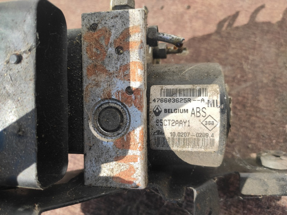 Блок ABS Renault Megane III 2009-2016 (476603625R) Ковель - фото 6