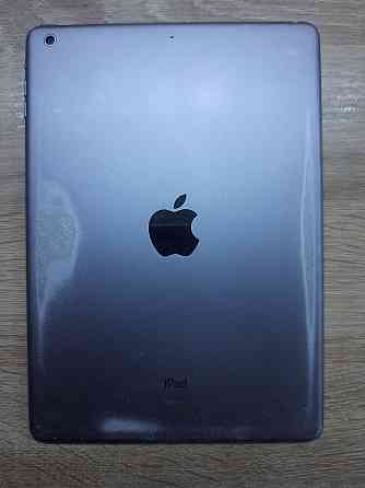 Б/У Планшет Apple Air A1474 iPad Air 16GB 9.7