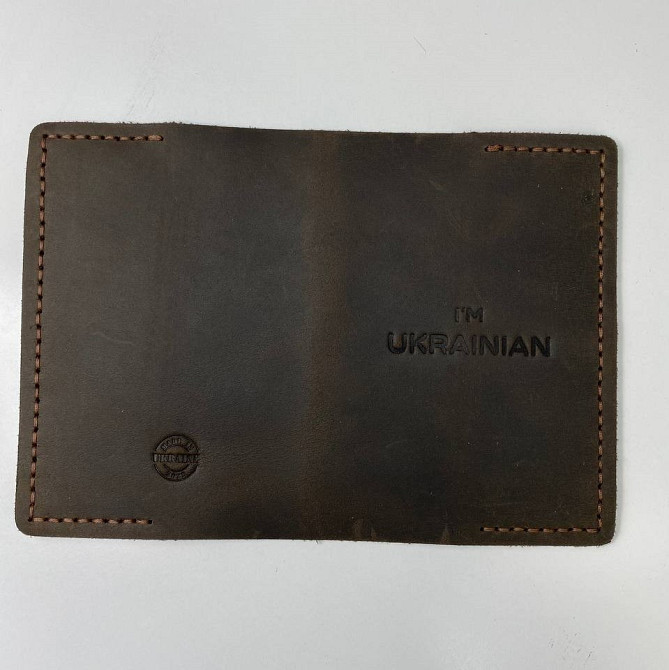 Паспортниця UA  Коричнева шкіряна, практичний стильний чохол зі шкіри з тисненням, обкладинка на паспортMasterSem Київ - фото 2